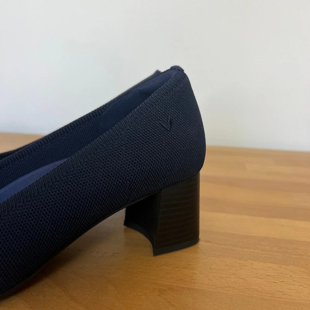 VIVAIA Tamia Navy Blue Almond-Toe Block Heel‎ Pumps Size 41 Womens Eco-Friendly